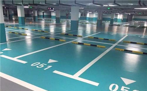 疏勒疏勒环氧地坪中涂：构筑坚固地面的关键环节